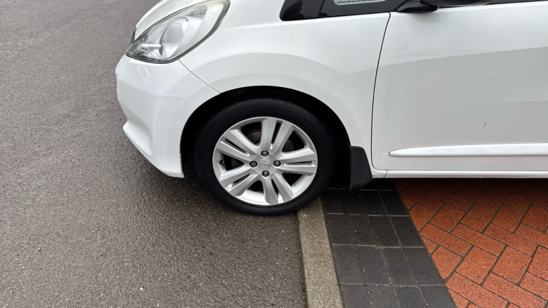 Honda Jazz 1.4 i-VTEC ES Plus 5dr CVT Petrol Hatchback